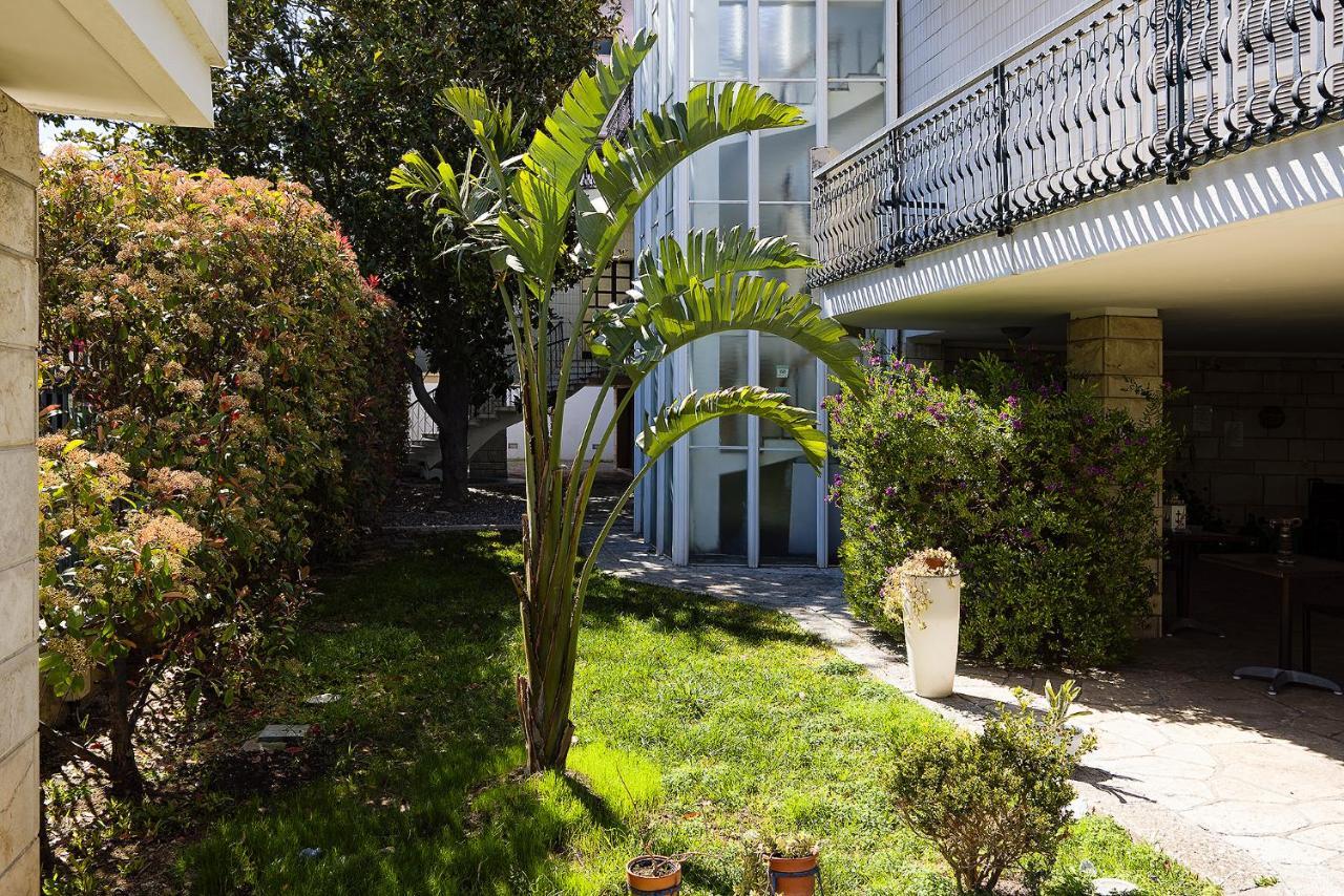 Il Giardino Di Flora Con Piscina Hotel Lecce Exterior photo